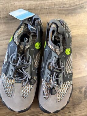 HIGH TIDE LADIES BLACK HYDRO SHOE